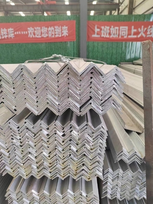 Black Angle Steel ASTM A36 A53 Q235 Q345 Carbon Equal L Shape Mild Steel Angle Bar for Workshop
