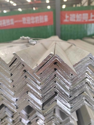 Supply Equal ASTM EN S235JR S275JR S355JR A572 Carbon Steel Angle for Steel Structure