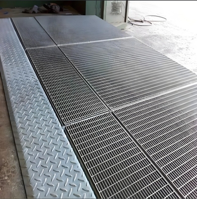 Silver Galvanized Steel Mezzanine Flooring Bar Grating with ISO9001 Certification