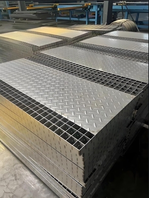 Customize Hot Dipped Stainless Steel Welded Metal Grating for Oil and Gas Industry