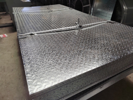 ISO9001 Certified DX51D Galvanized Pattern Steel Plate 5.75*1250mm Z41-Z60 Coating