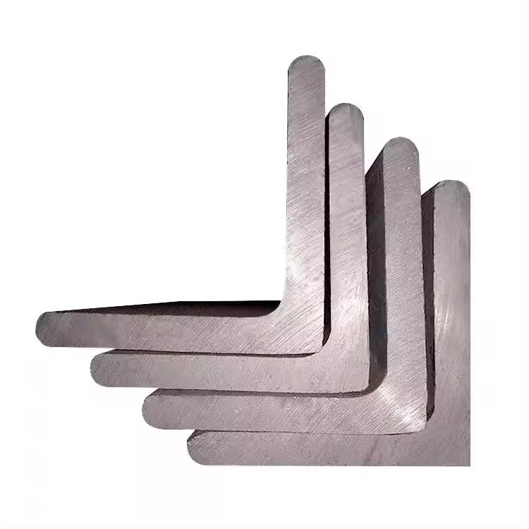 70*5mm Non-Alloy Low Carbon Steel Angle Steel for Punching Services in Building Structures
